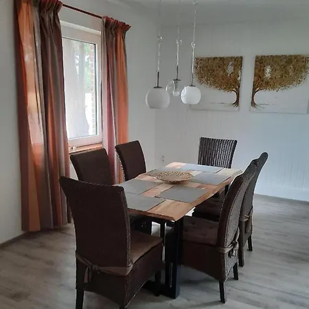 ホテル Zur Erholung & Restaurant Amme's 3*
