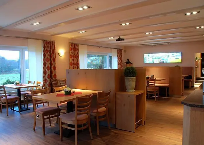 Отель Zur Erholung & Restaurant Amme's 3*